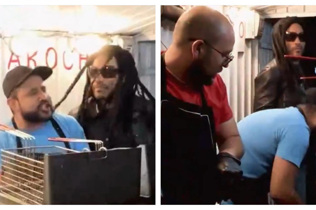 Lenny Kravitz atiende puesto de hamburguesas en su visita a CDMX