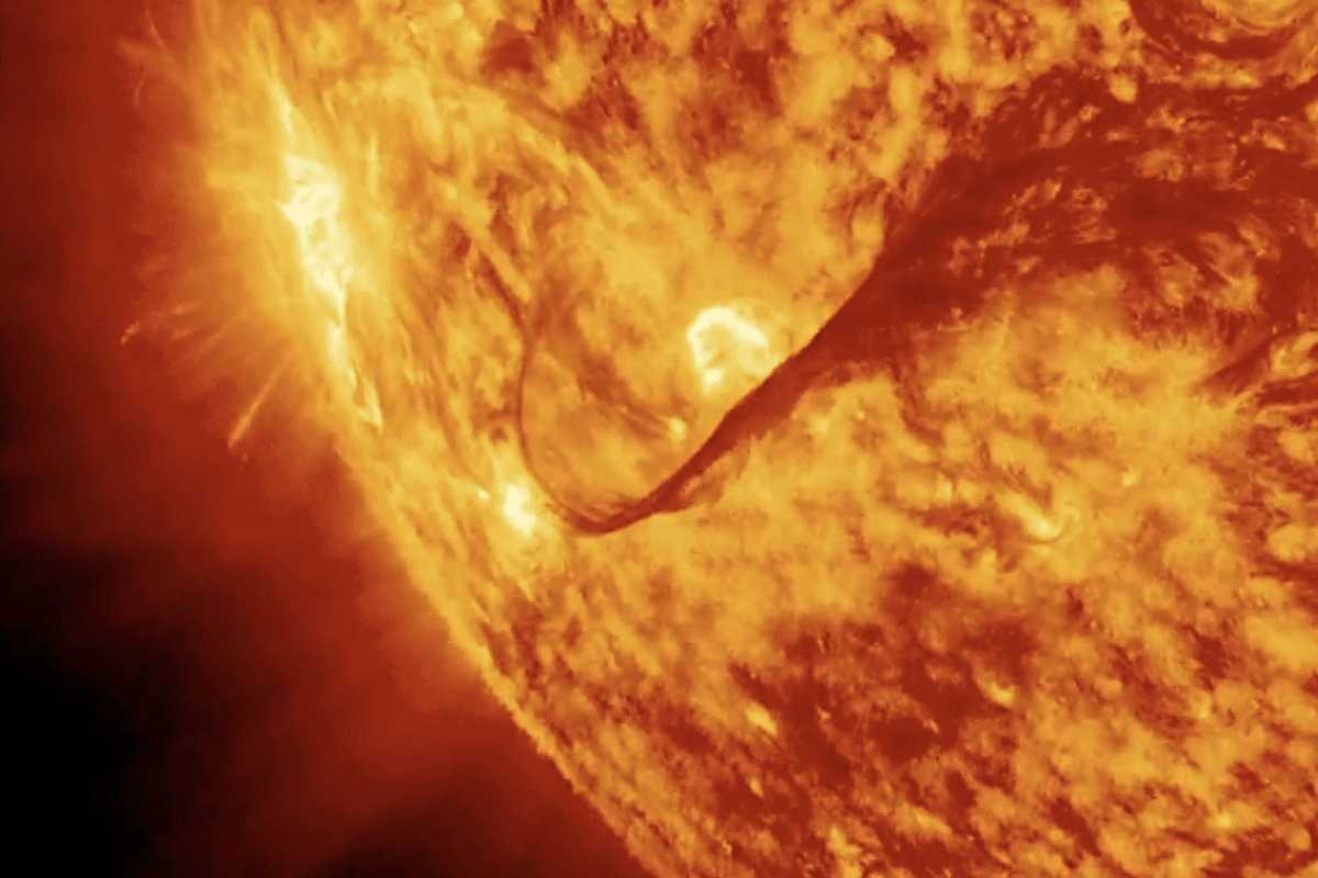 NASA capta una intensa llamarada solar que amenaza las comunicaciones y la navegación