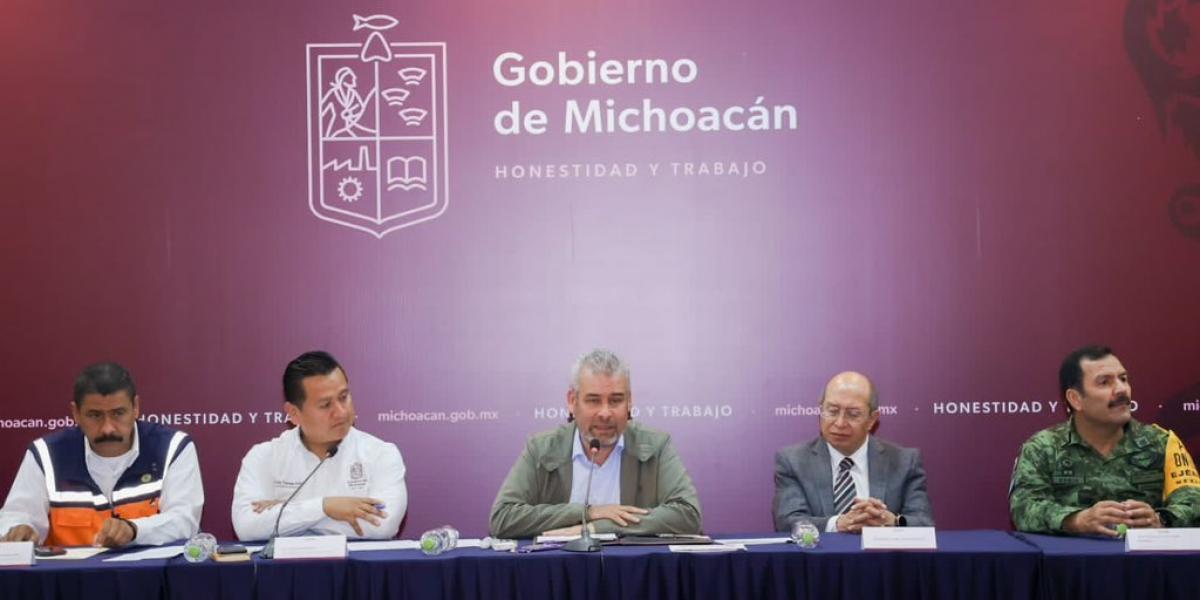 Alfredo Ramírez Bedolla y funcionarios de Michoacán 
