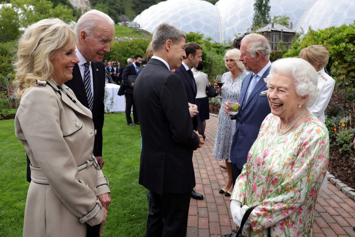 Reina Isabel II, Joe Biden, Jill Bbiden