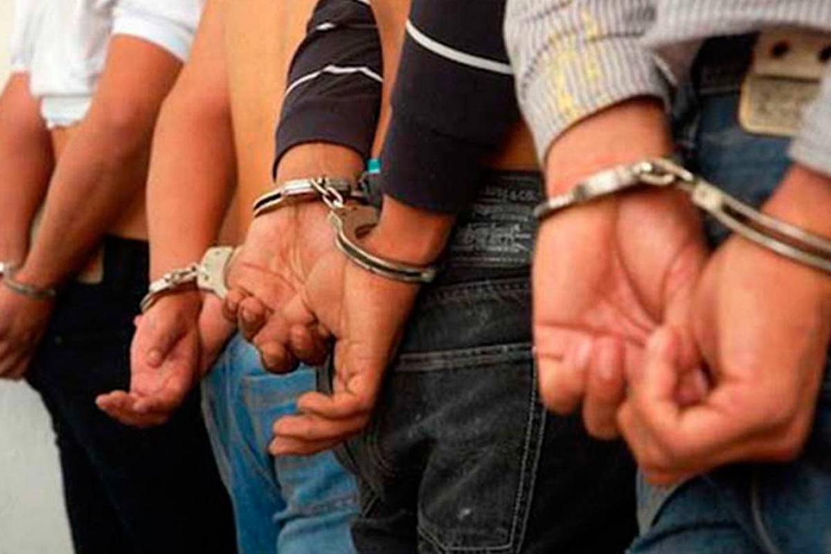 Detienen a 11 "fichitas" en Aguascalientes: robaban ranchos y ejecutaban a personas