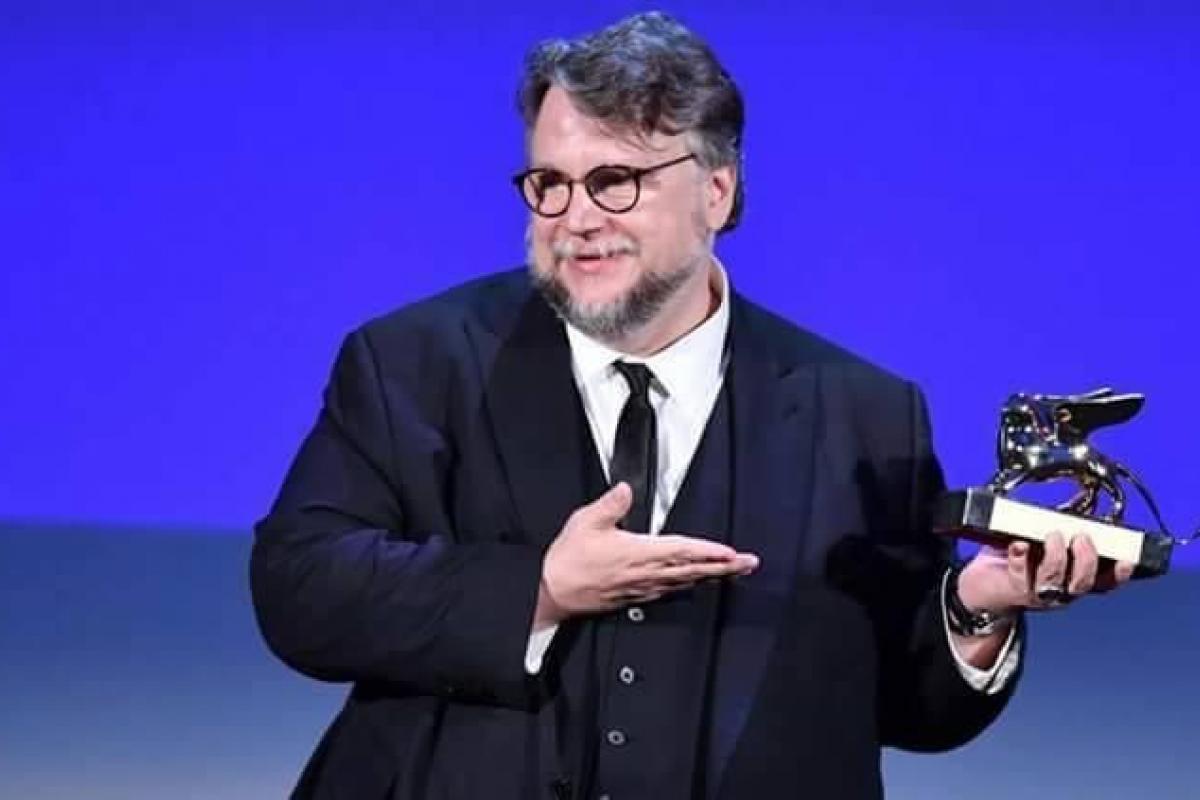 Guillermo del Toro se fue en contra del actual gobierno 