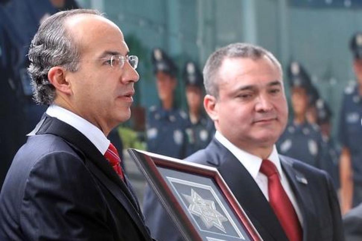 Felipe Calderón y Genaro García Luna