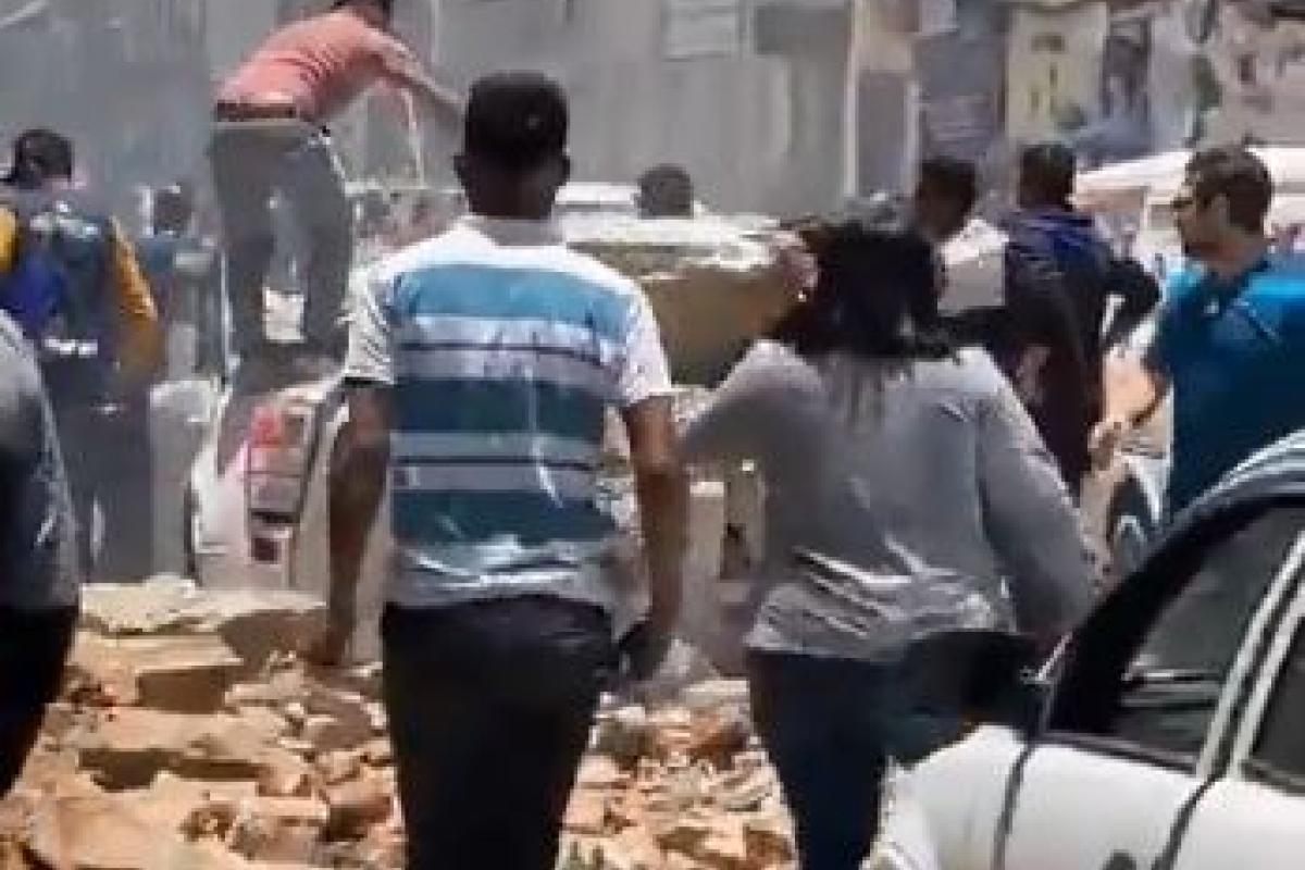 Cuatro muertos en Ecuador tras sismo de magnitud 6.5 