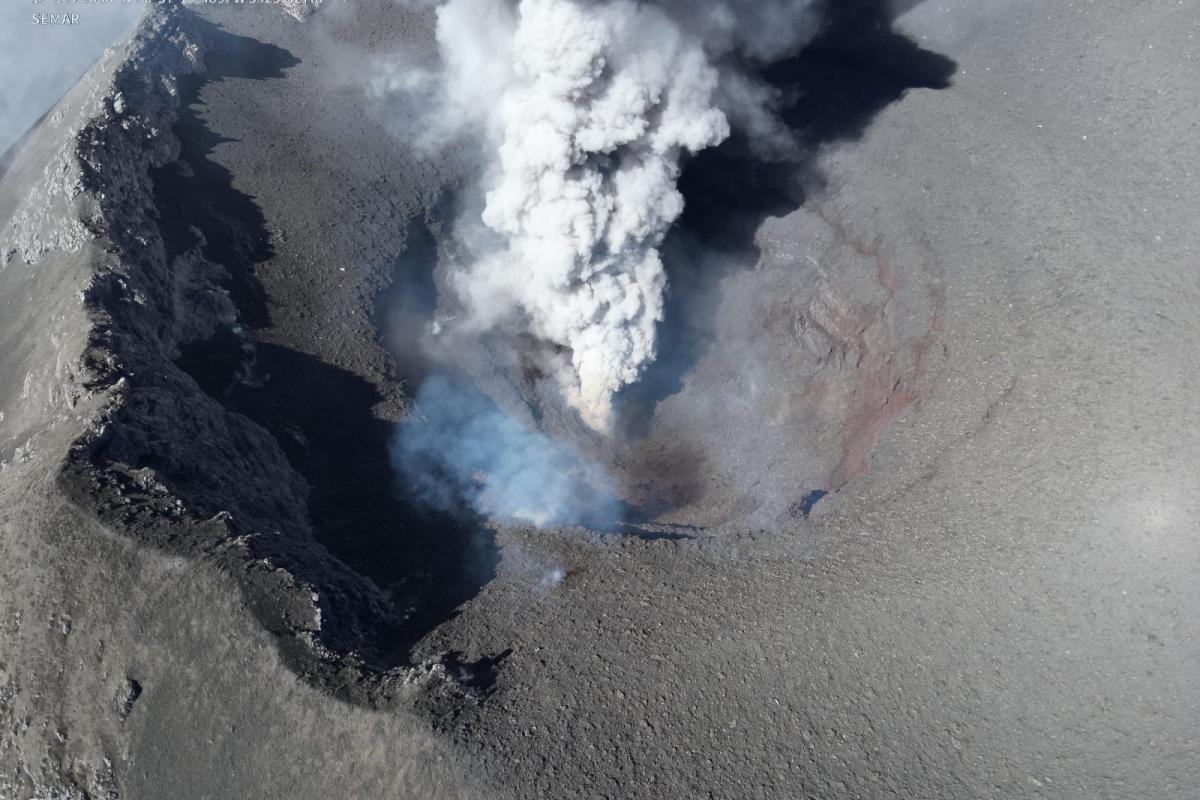 [Video] Semar sobrevuela cráter del volcán Popocatépetl y capta imágenes