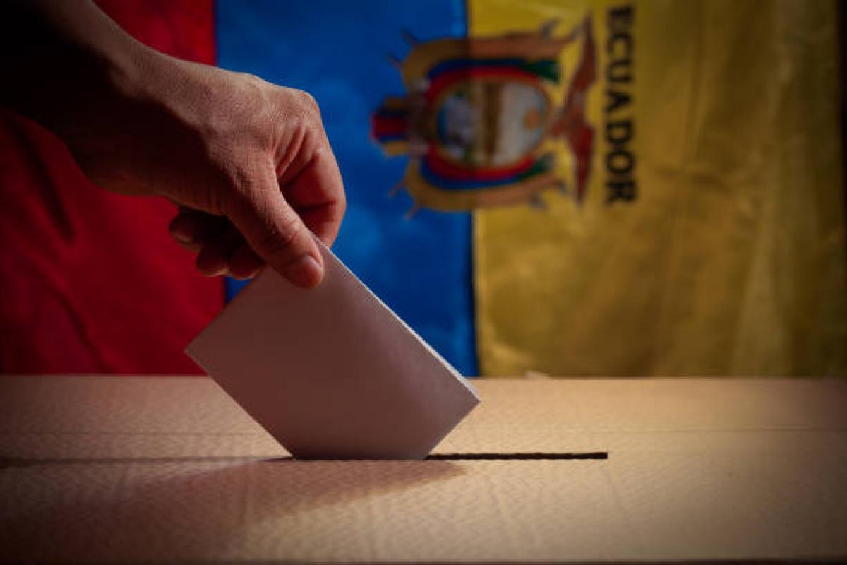 Elecciones generales anticipadas en Ecuador se llevarán a cabo el 20 de agosto