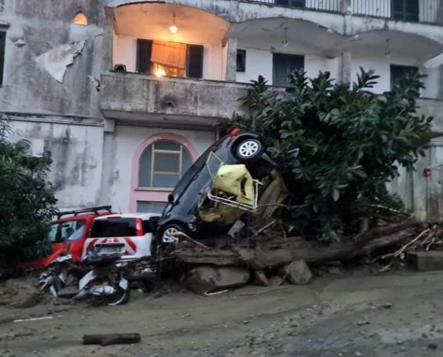 Avalancha en la isla italiana de Isquia provoca la muerte de al menos 8 personas